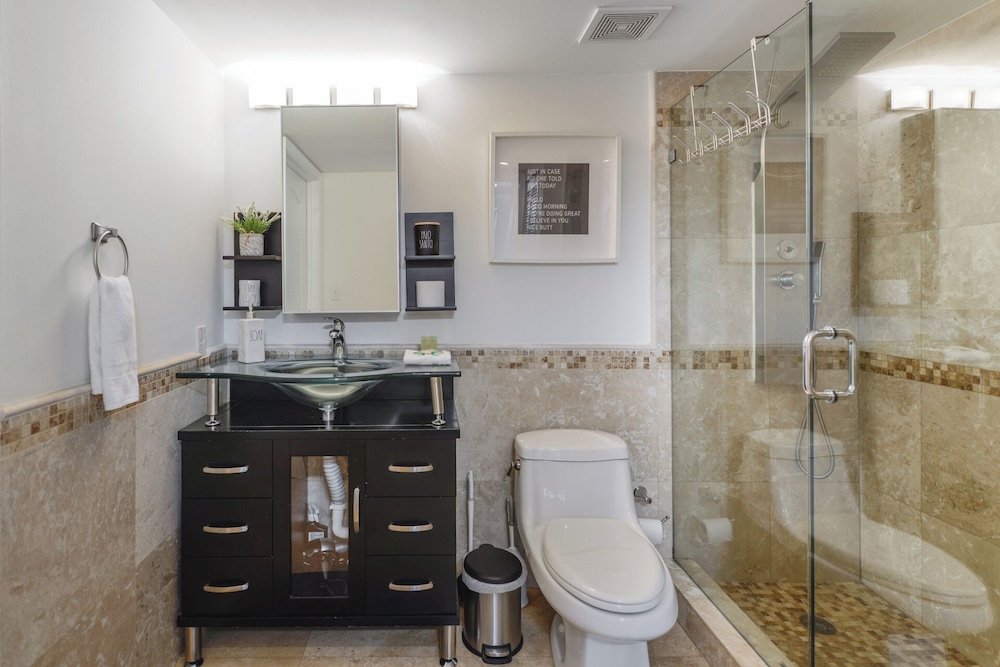 Centric 40thFloor Brickell Condo FREE parking by Palermo Home Miami