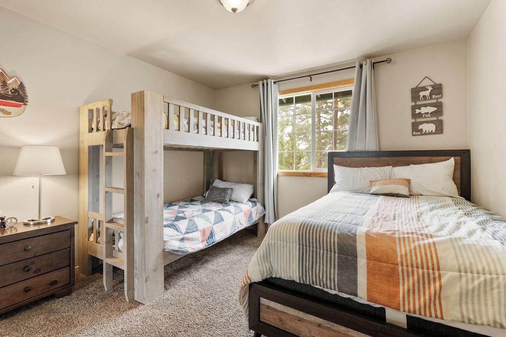 Rocky Top Retreat