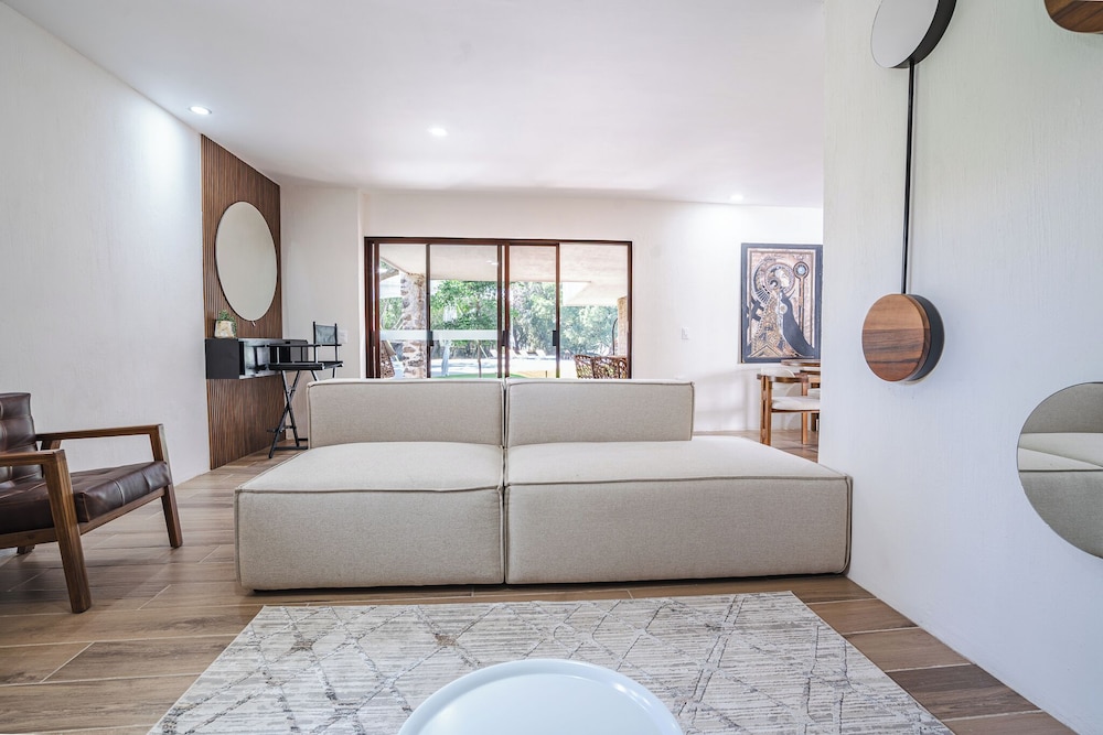 Bungalow Cajititlan 2 bedrooms & hot tub