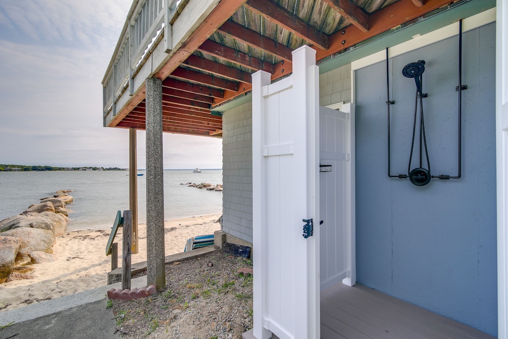 Serene Mattapoisett Home w/ Private Beach Access!
