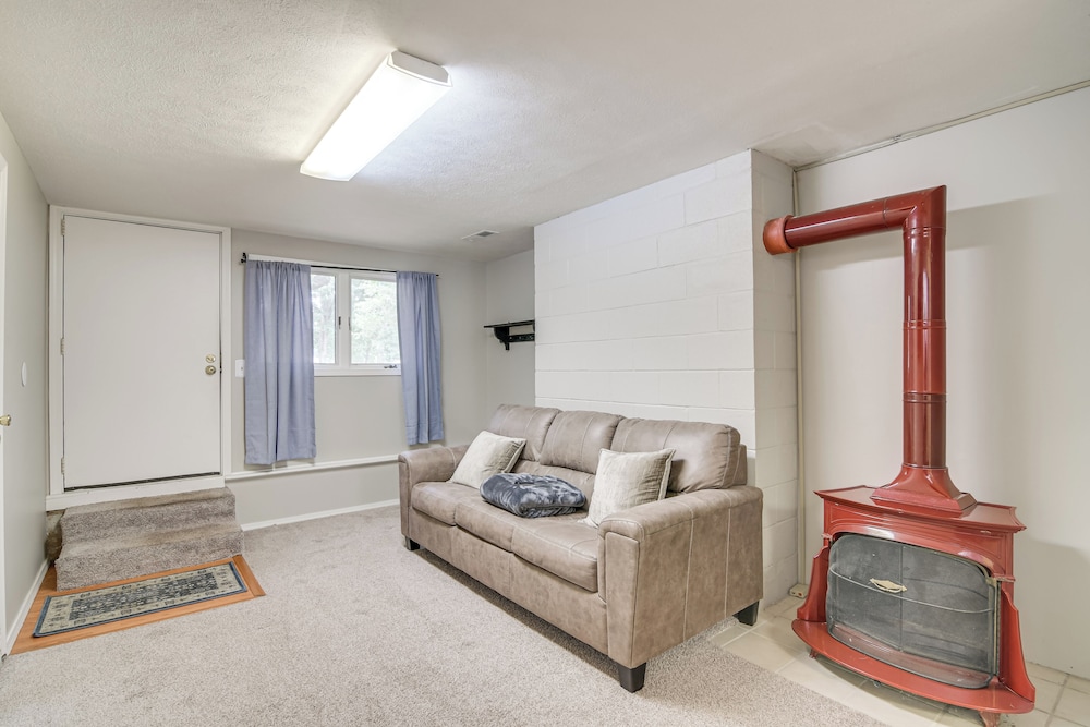 5 Mi to Branson Strip: Cozy Studio!