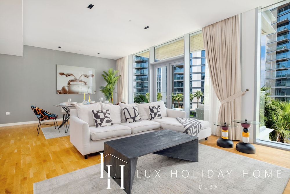 LUX The Bluewaters Island Suite 2