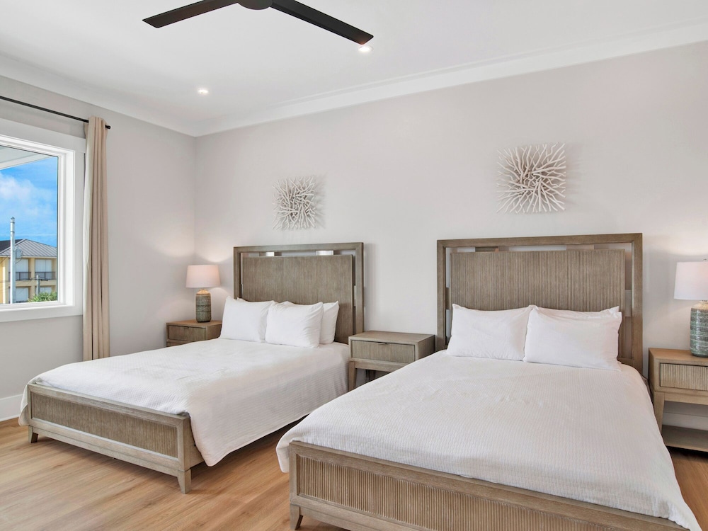 Navarre Dreams by Southern Vacation Rentals