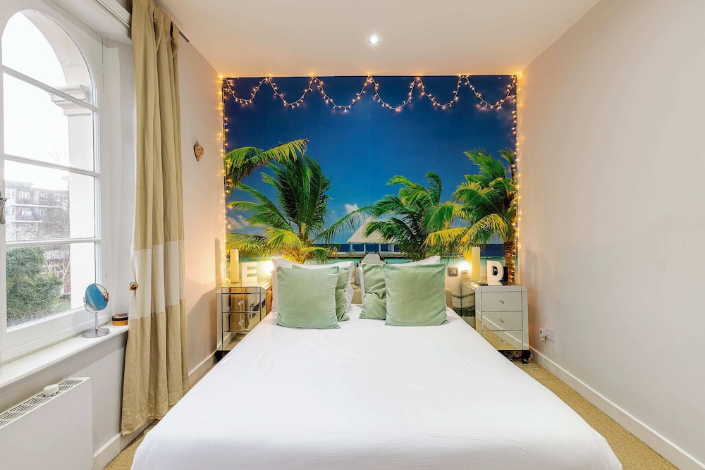 Charming Two Bed Maisonette in Notting Hill photo 2