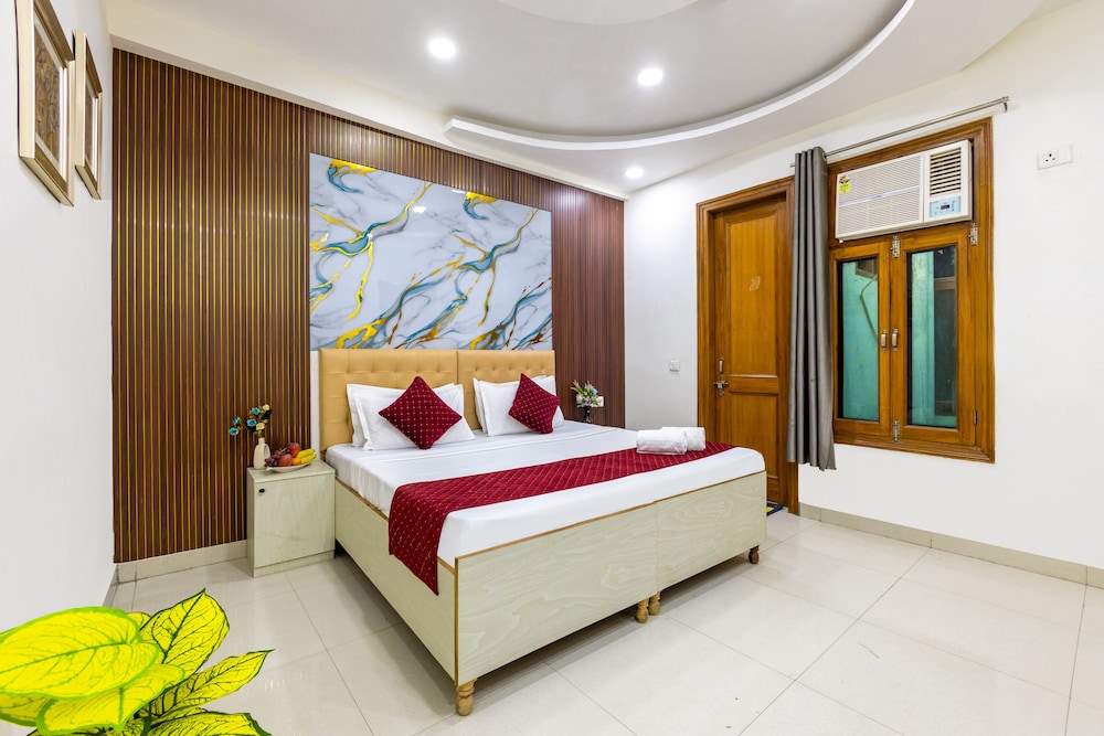 Hotel Admire Expressway BY ASPL