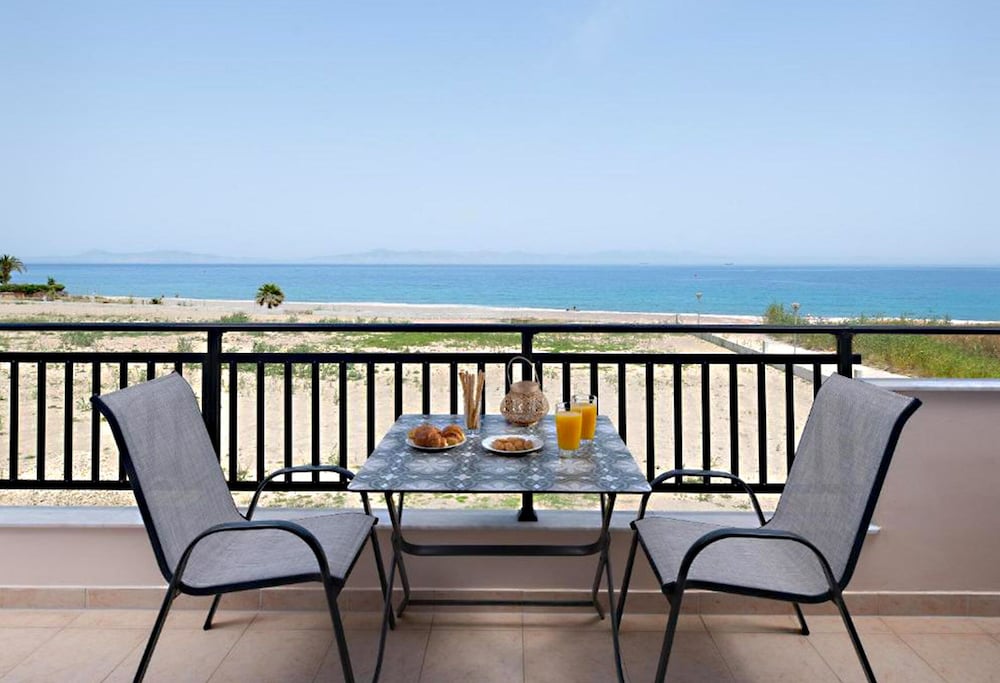 White and Blue Luxury Suites Rhodes