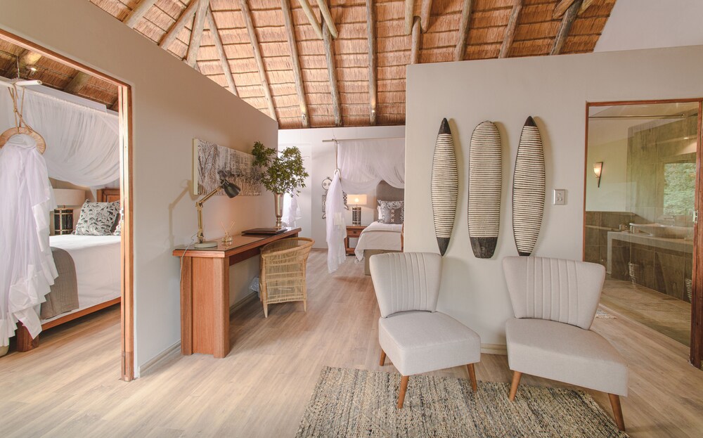 Karongwe - River Safari Lodge
