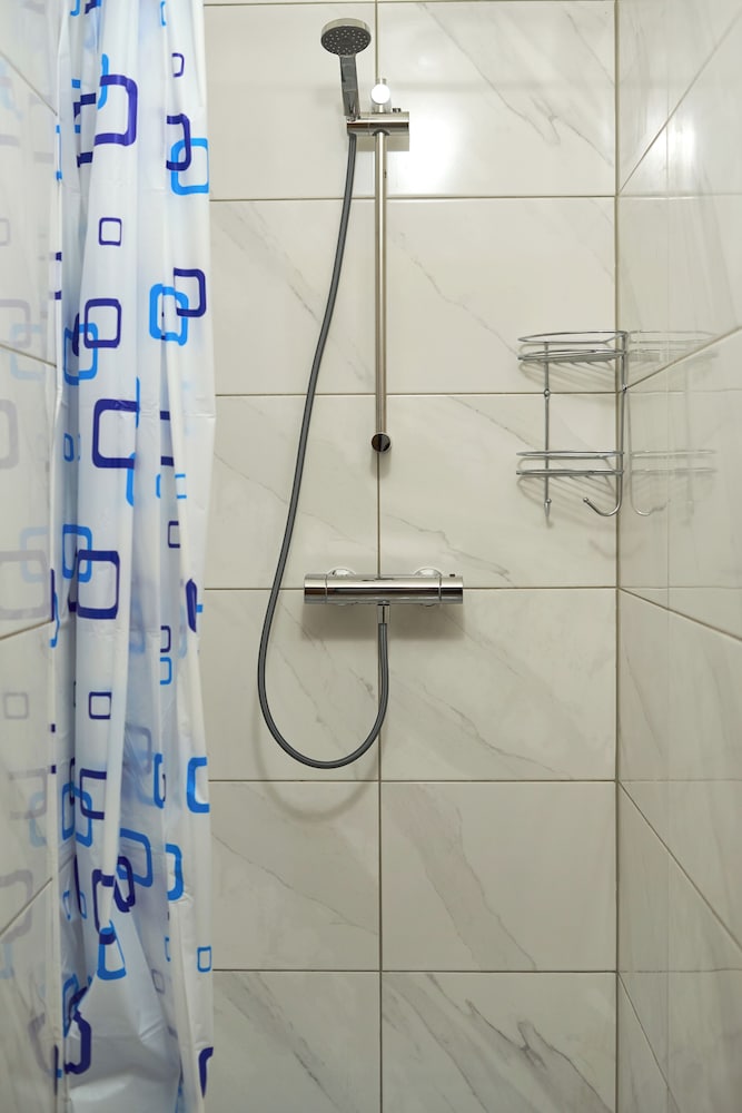 Tokyo Vibes Hostel with more privacy (Self Check in)
