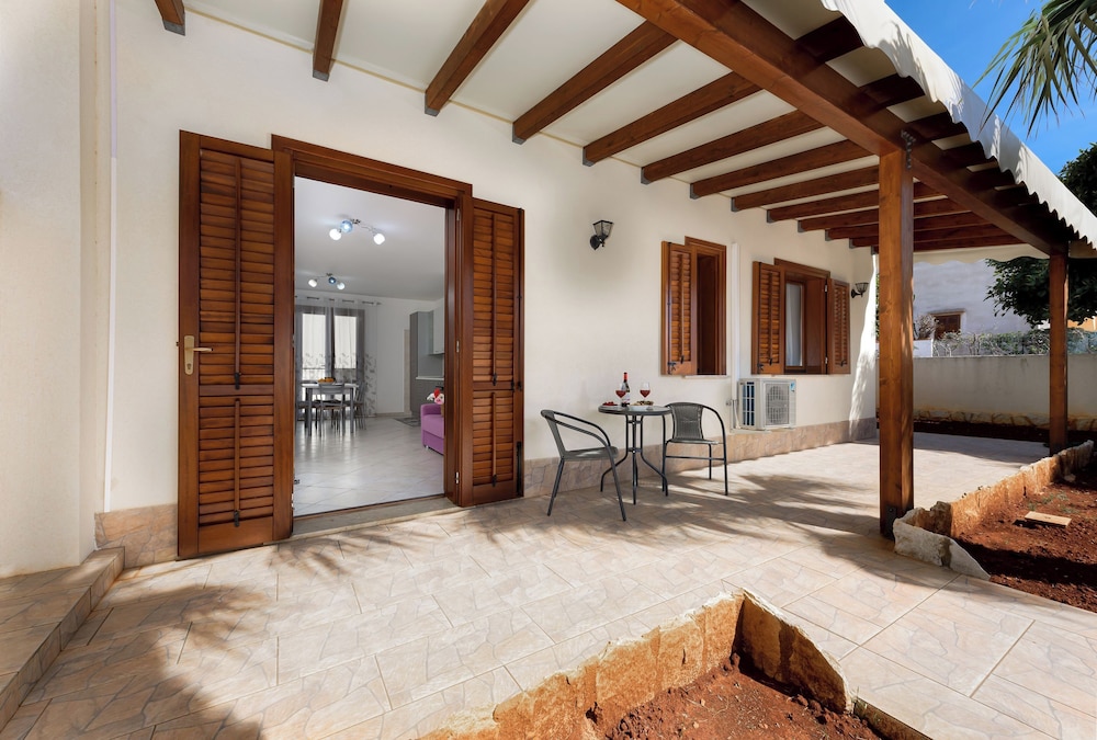 Bedda Luna Villa