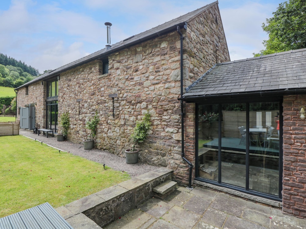 The Ivy Barn