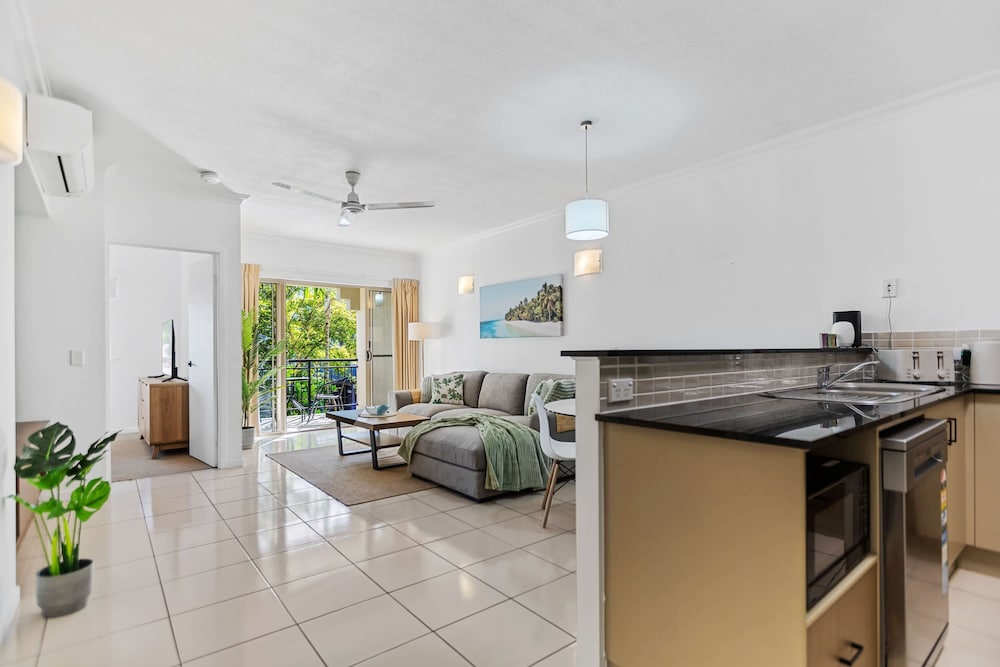 Urban Tropics Modern Resort Apartment