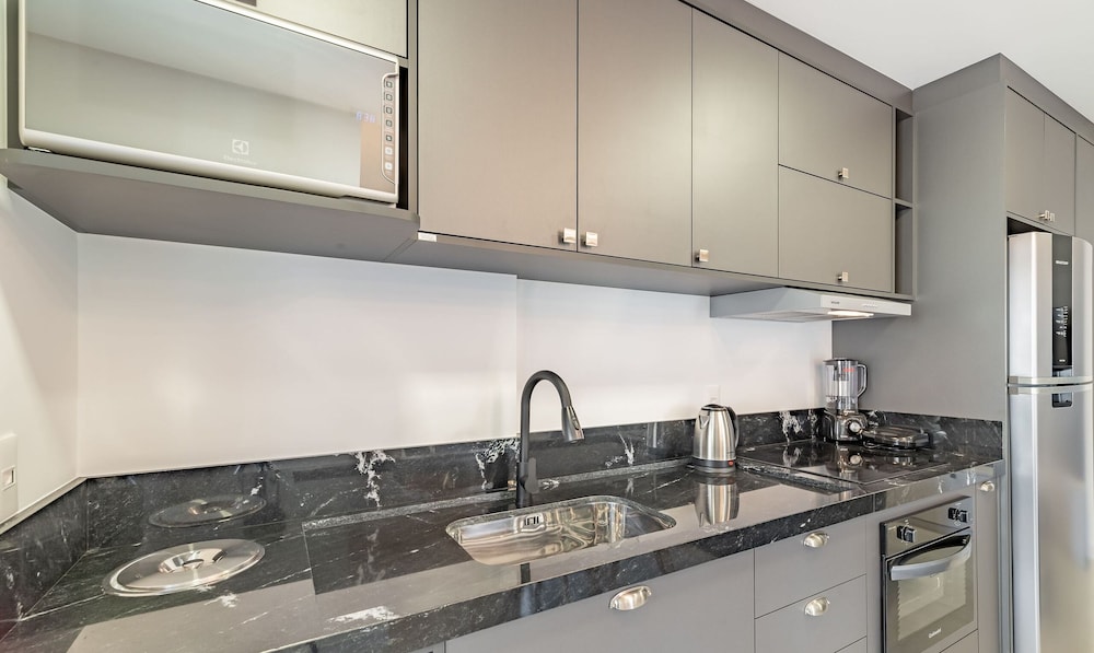 MHF II Apts Variados em Prédio com Vista para o Mar em Itapema