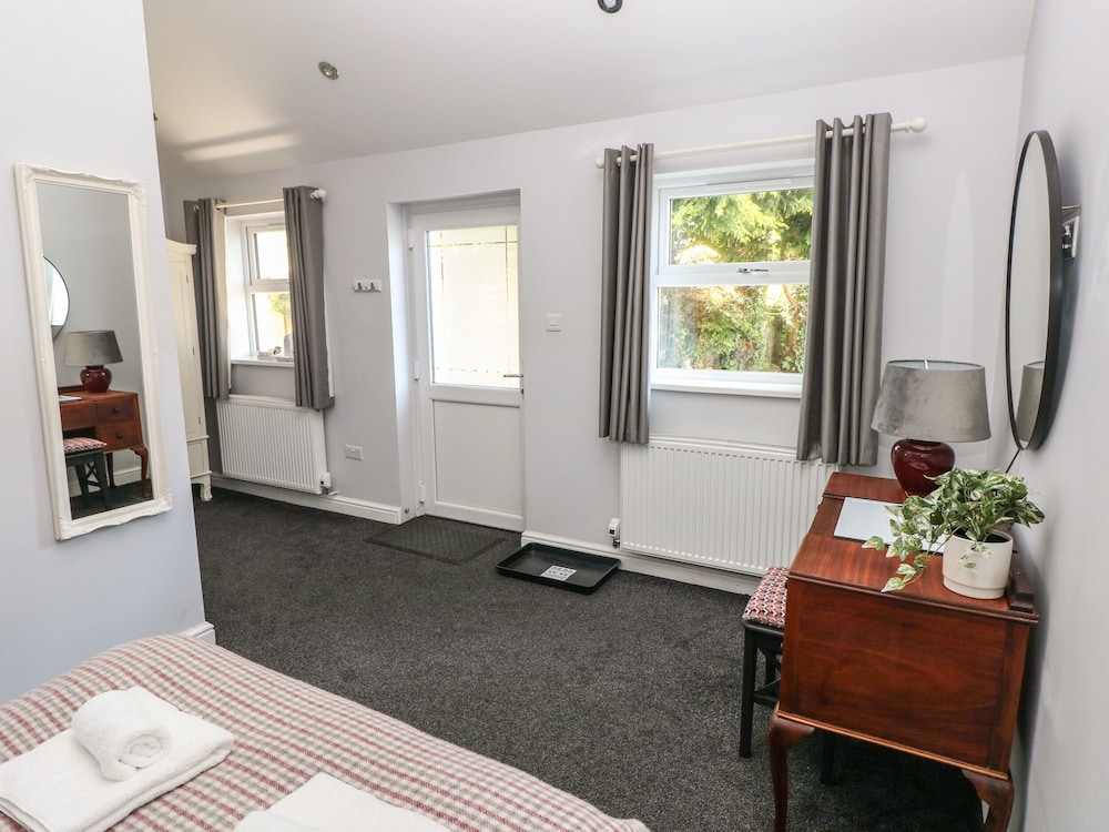 Teifi Villa