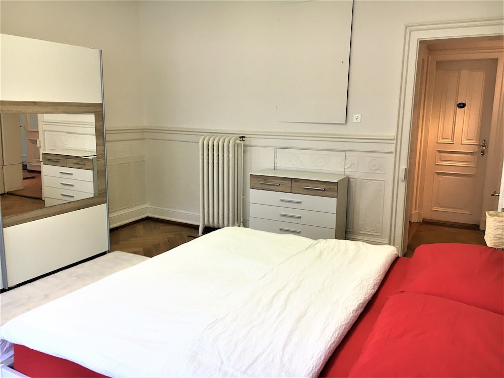 Ariba Aparthotel