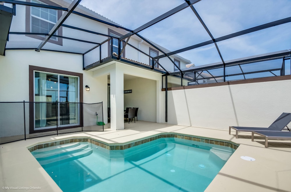 4 Bed 3 Ba Champions Gate Pool Home view 2