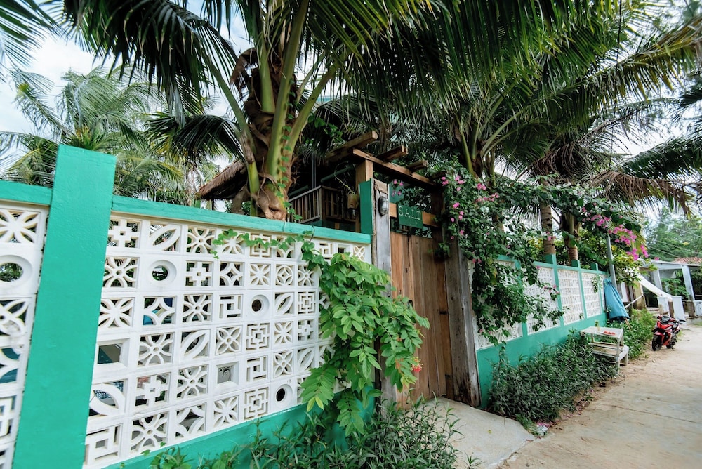 An Bang Beachside Boutique Homes & Villas