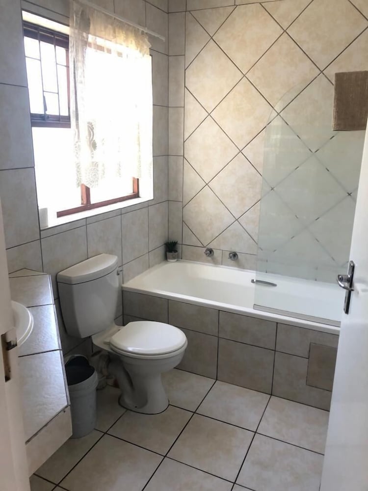 Amies Self-catering Apartments