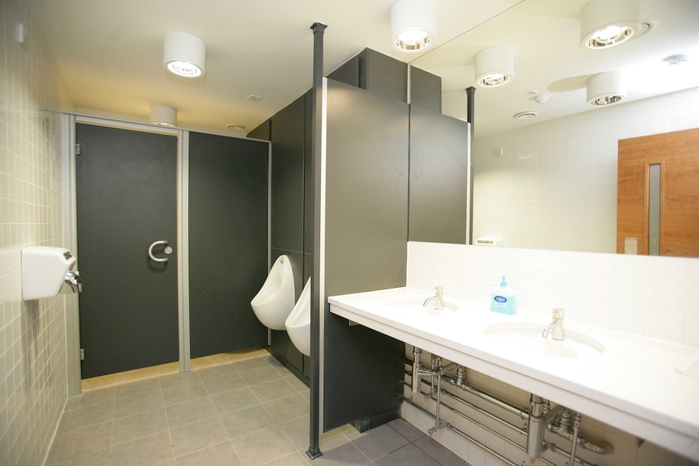 Davies Court - Hostel