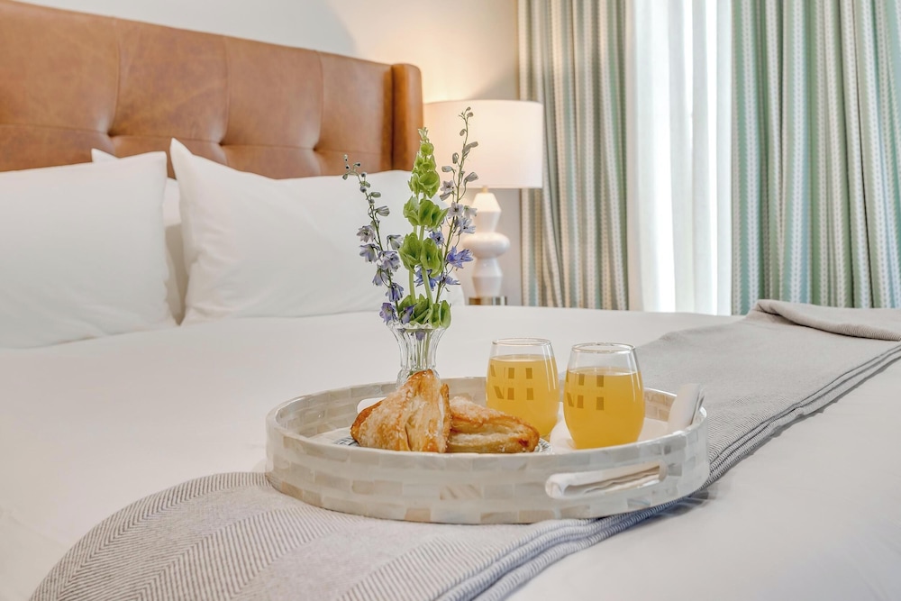 Nutt House Hotel