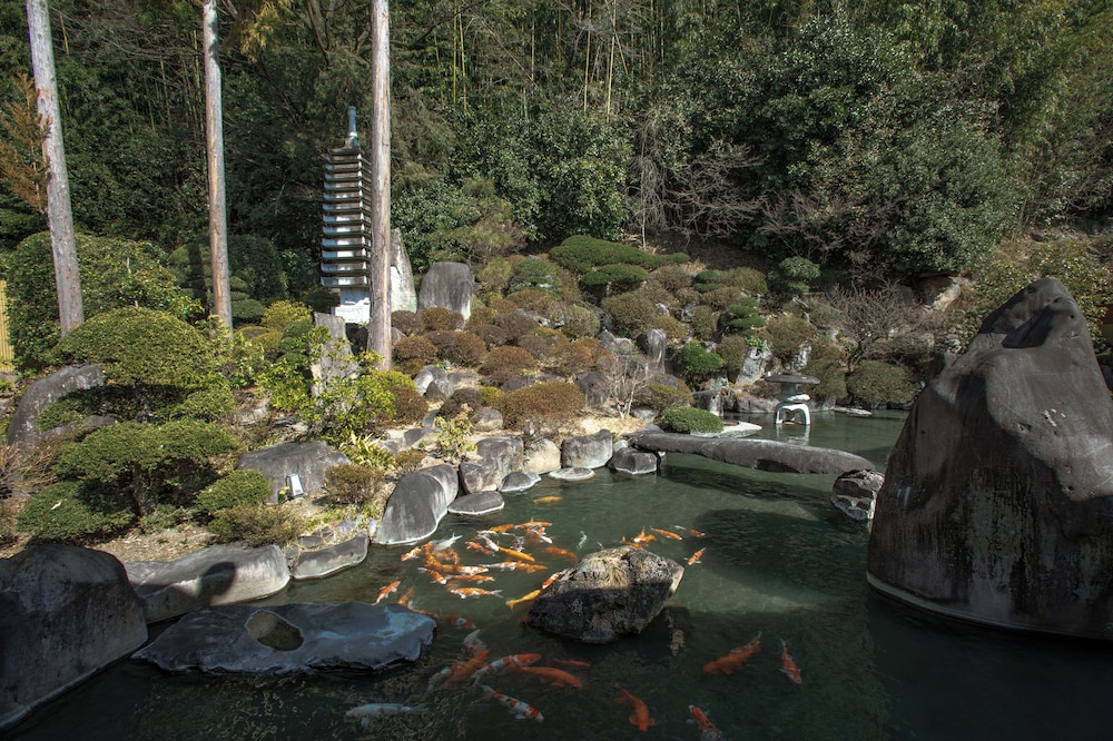 Fuefukigawa Onsen Zabou