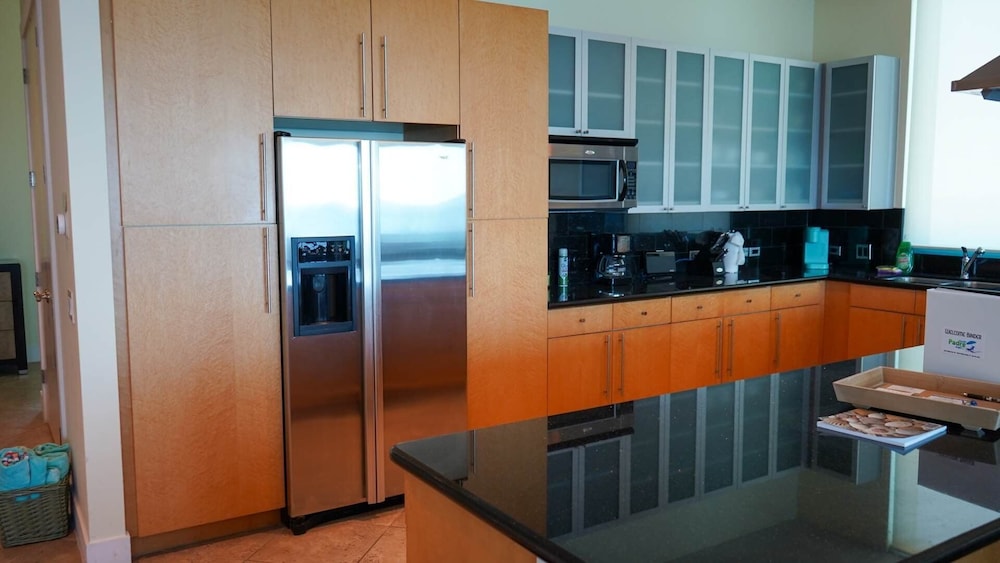 Penthouse Jr Unrivaled Luxury Insane Views 3 Bedroom Apts