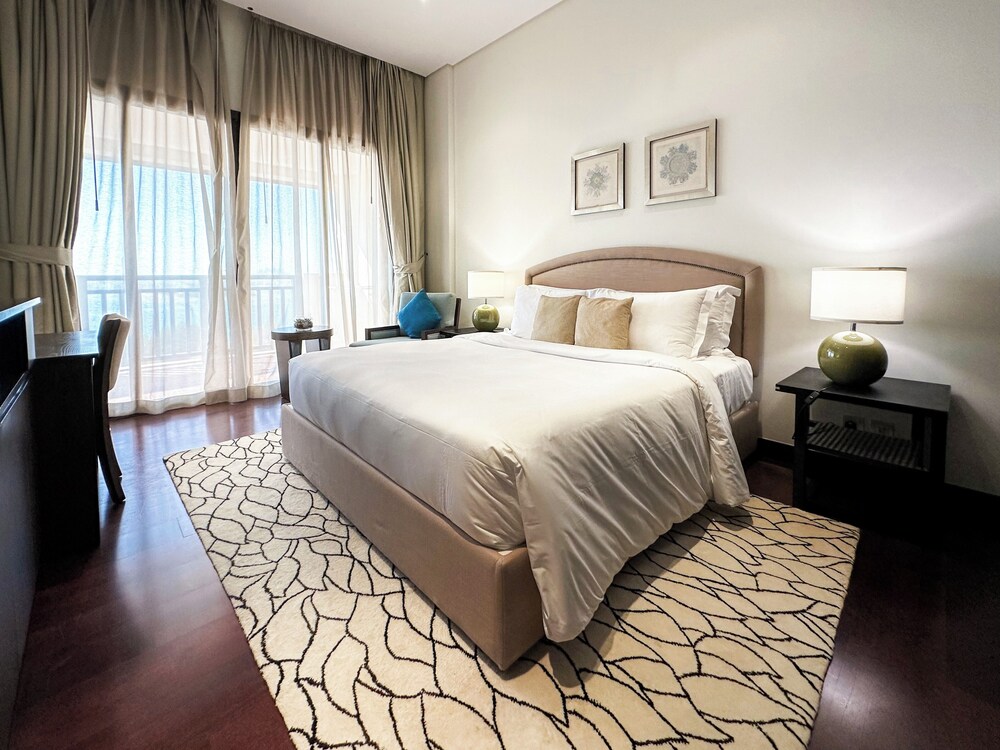 Resort Apartments - Royal Amwaj South