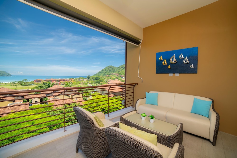 Miramar 2D -3 Bedr 3 Bath Ocean View