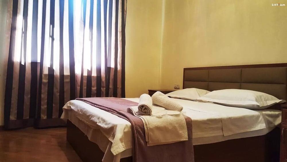 Domino Yerevan Hostel & Tours