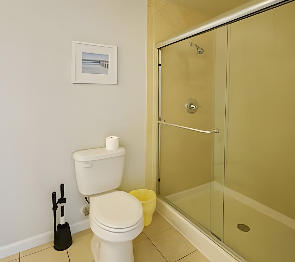 Prime Location! 3bd/2ba Villa