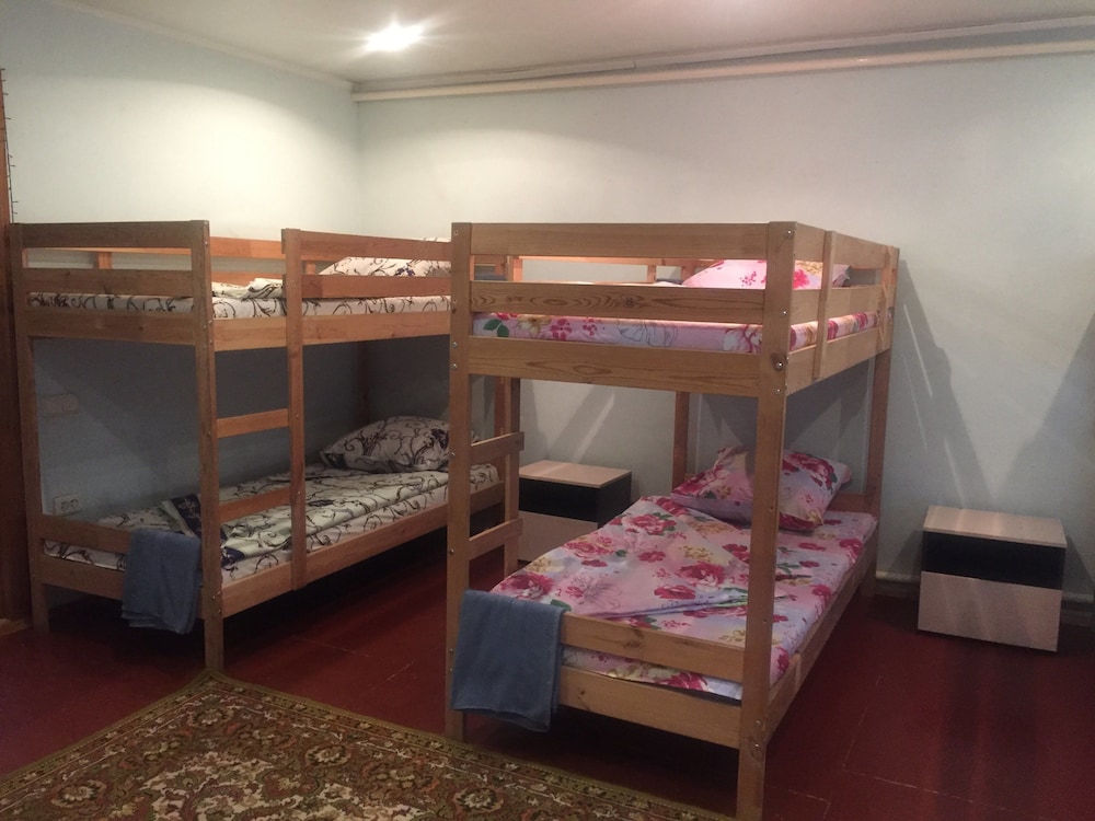 Guest House on Griboedovsky 27a - hostel