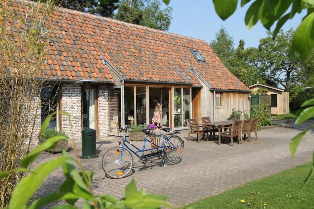 Huis bij de Lieve Bed & Breakfast