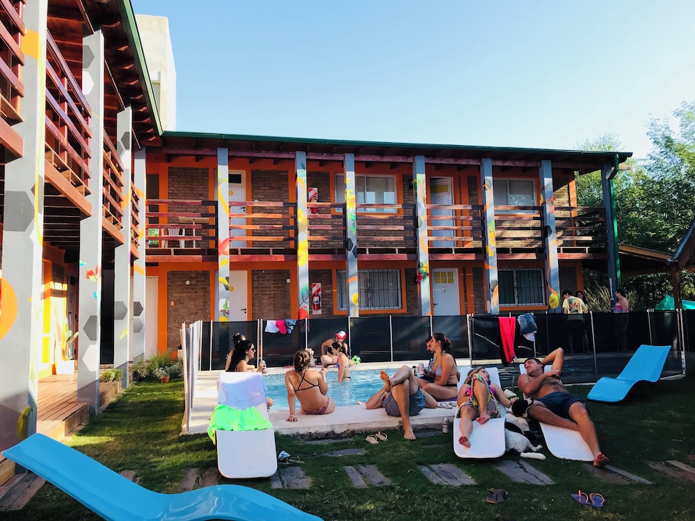 Eirú Hostel