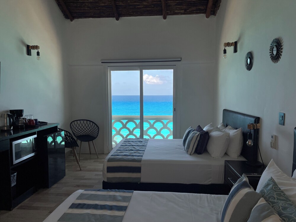 OvaCancun Apartments