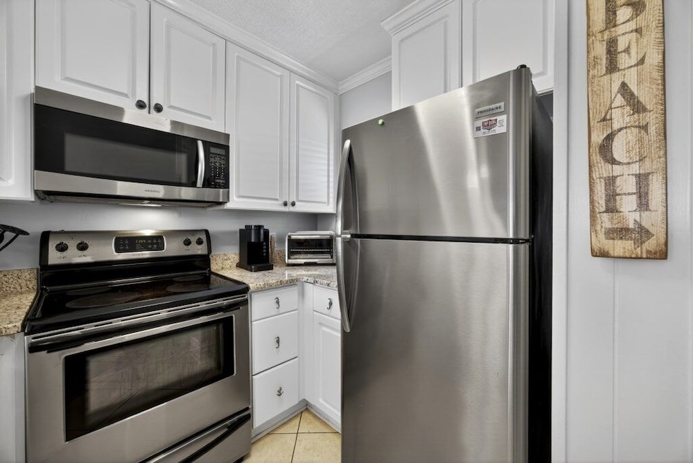 Coco Cabana - Monthly Rates Available! 2 Bedroom Condo