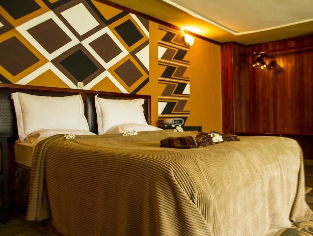 Mountain Gorilla View Lodge