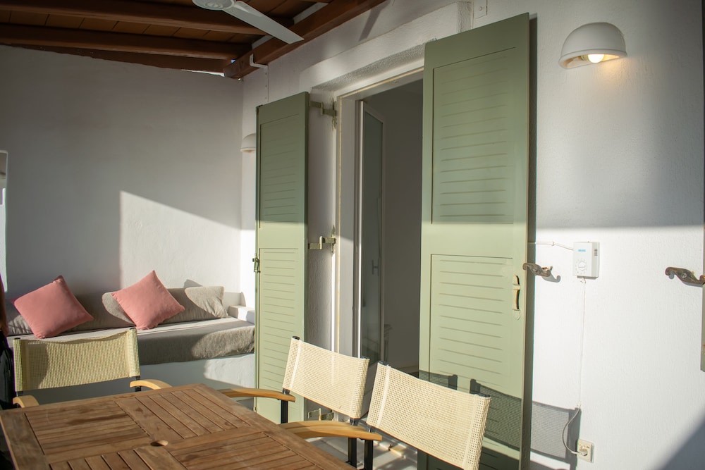 Villa 78 m2 in Agia Irini, 350 Meter to the Beach for 4 Guests With Pool Access! view 5