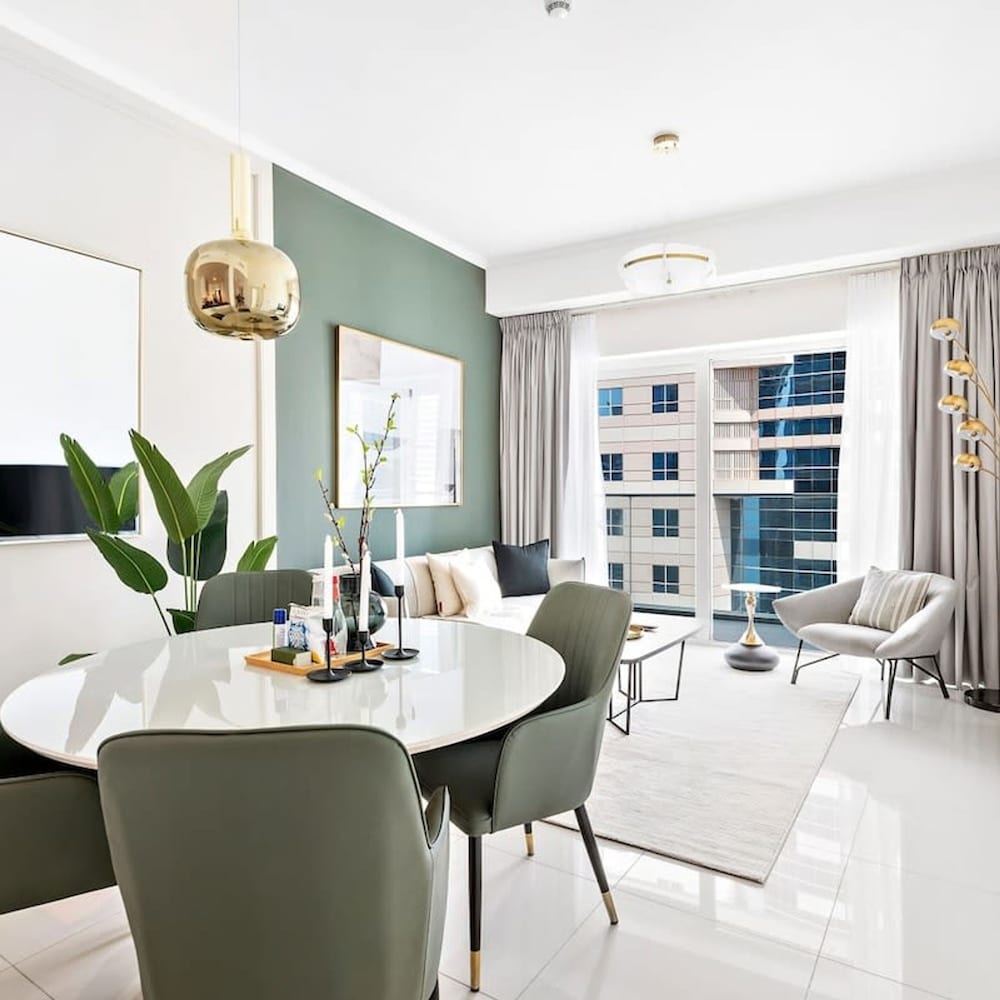Silkhaus Beach Walking Distance Dubai Marina