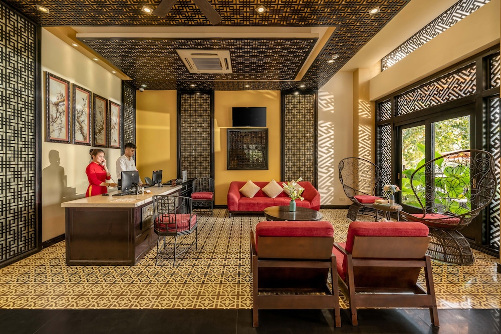 Royal Riverside Hoi An Hotel