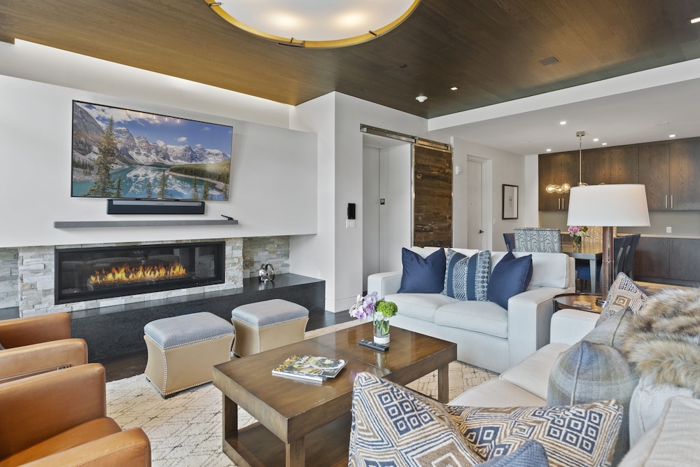 One Empire Pass Lodge at Deer Valley Resort - Three Bedroom Residence #504 3 Condo