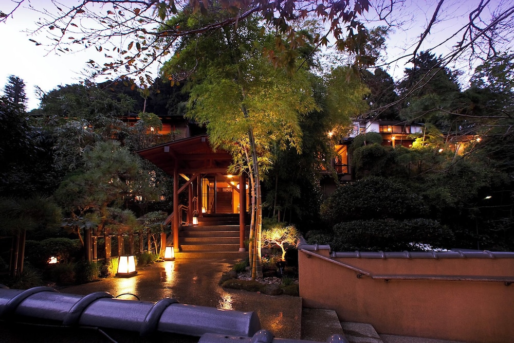 Tonosawa Onsen Yamano Chaya Ryokan