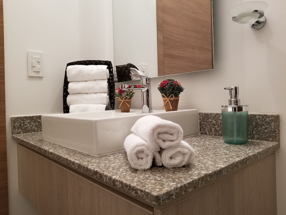 Luxury Residence Suites