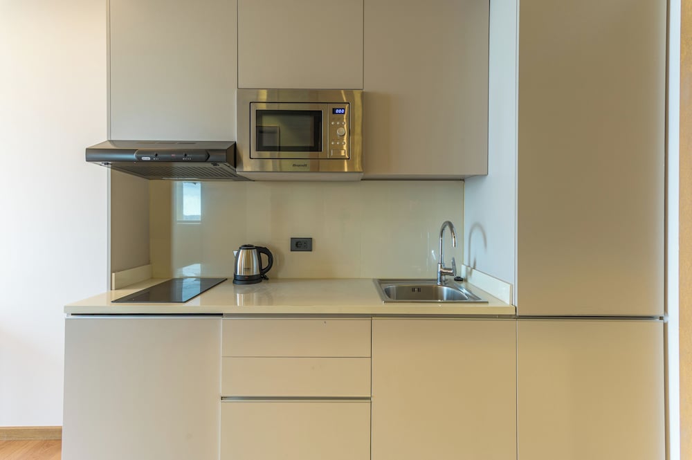 Jounieh Living - Residences by Local Host