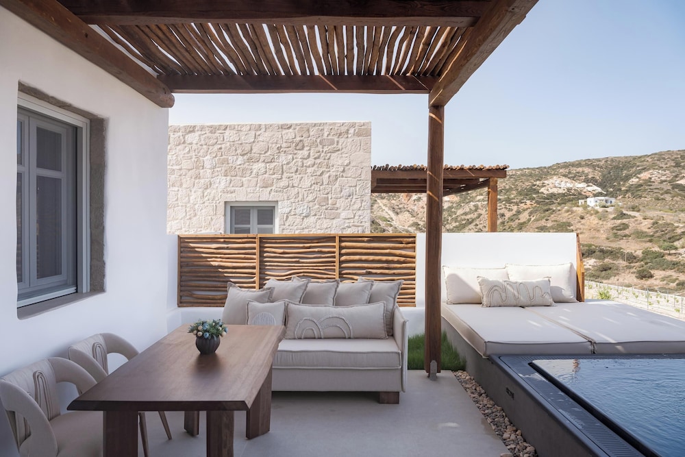 Horizon Suites Milos