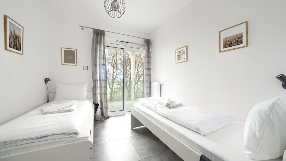 Apartamenty Sun & Snow Perłowa Przystań view 4