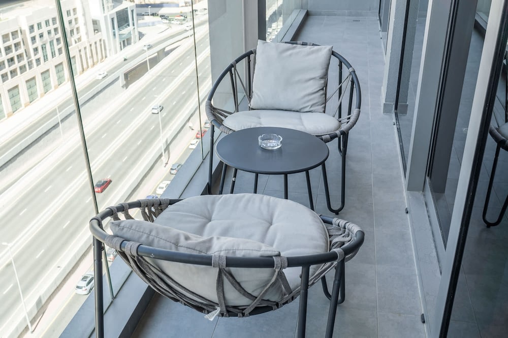 3 Bedroom Apartment in Sterling West With Full Burj Khalifa Views