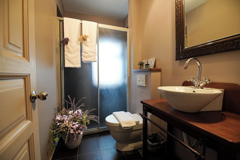 Bozcaada Biz Otel