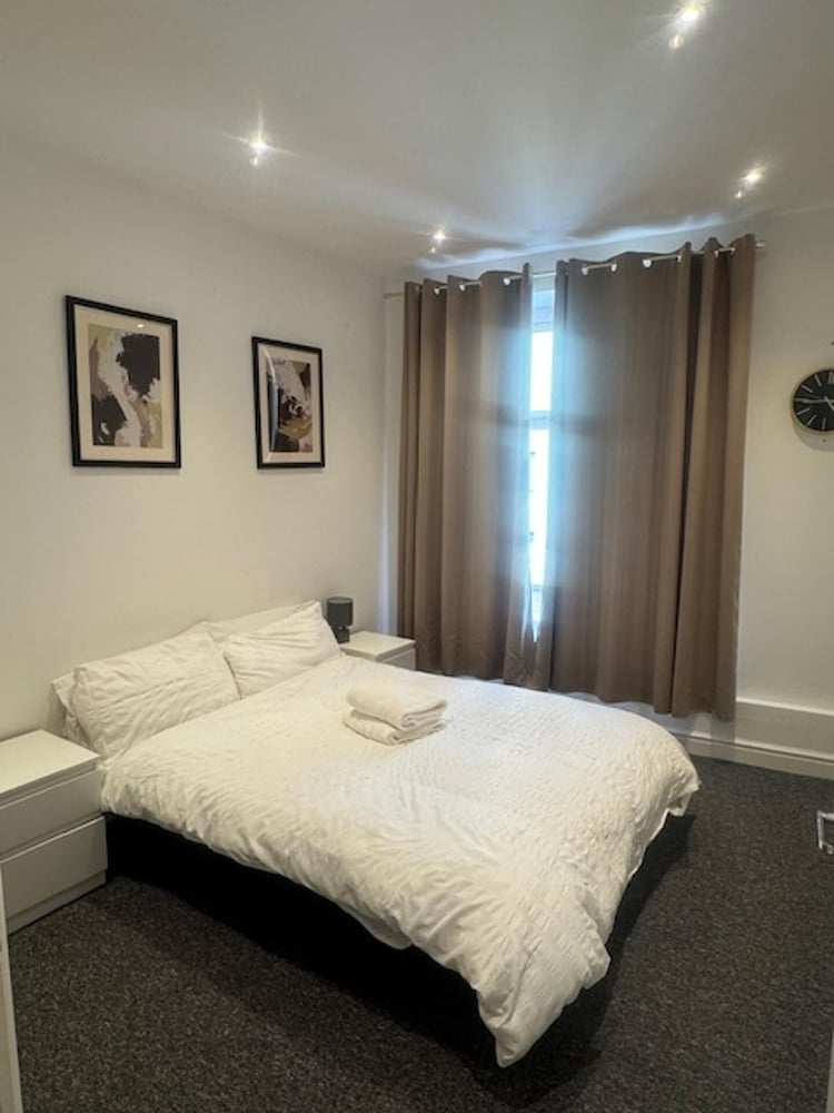 Lewisham - Apartment - Sleeps 5 - 93ws