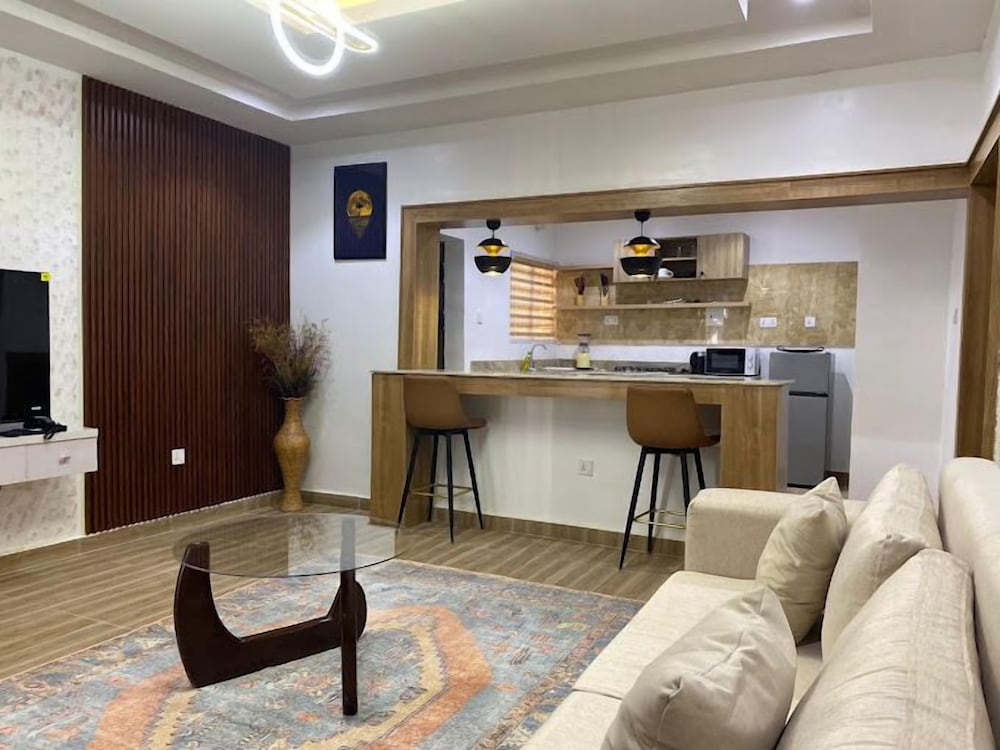 Westnite Apartment