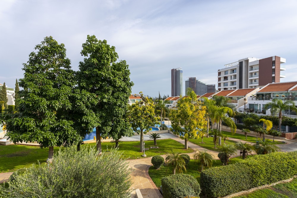 Limassol Vacations - Bay View Gardens Apartments with Pool - Property Image 100