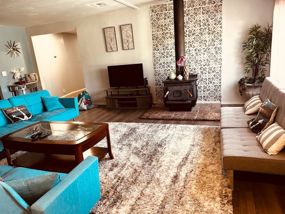 Lake Isabella Cozy Stay